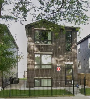 Main picture of 4735 S Michigan Ave