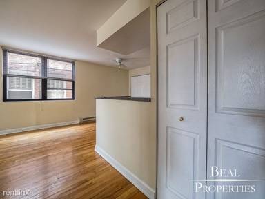 Main picture of 1446 N Dearborn St