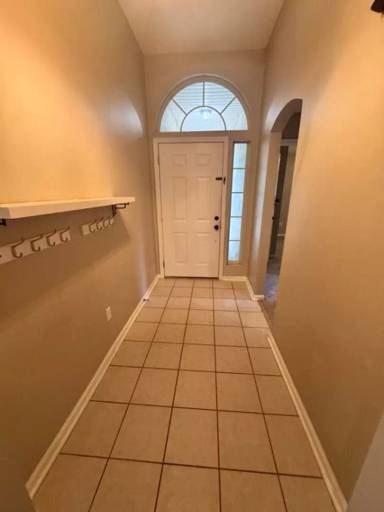Main picture of 109 Hawthorn Hedge Ln