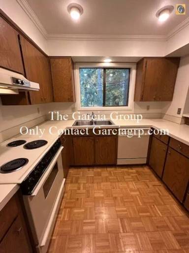 Main picture of 315 Cervantes