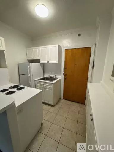 Main picture of 1223 Beacon St
