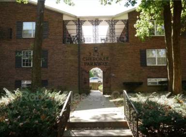 Main picture of 2124 Cherokee Pkwy