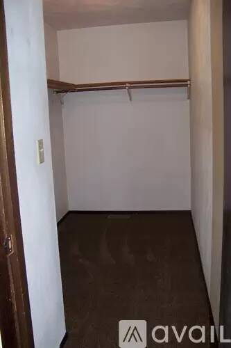 Main picture of 2203 Stoneybrook Rd