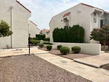 Main picture of 870 Avenue B