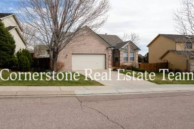 Main picture of 660 Maroonglen Ct