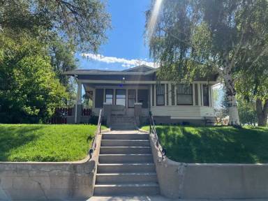 Main picture of 549 S Kimball St