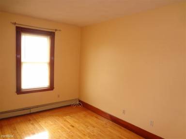 Main picture of 3 Linnaean St