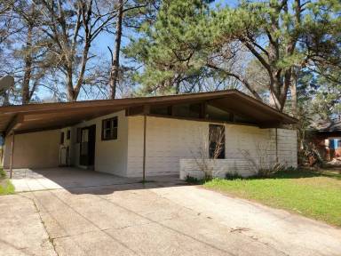 Main picture of 1551 Westhaven Blvd