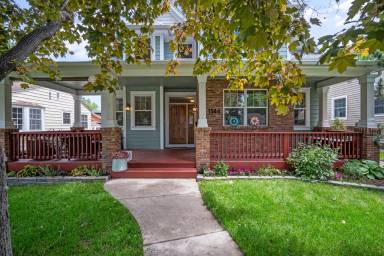 Main picture of 1580 S Elizabeth St