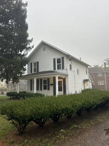 Main picture of 123 N 7th St