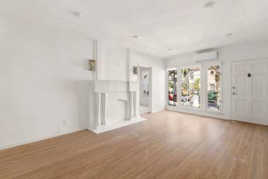 Main picture of 9000 Burton Way