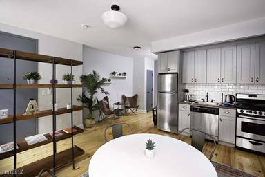 Main picture of 1344 Myrtle Ave