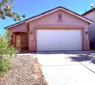 Main picture of 1894 Ghost Trace Ave