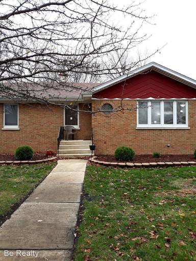 Main picture of 315 E 169th Pl