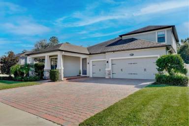 Main picture of 752 Stone Oak Dr
