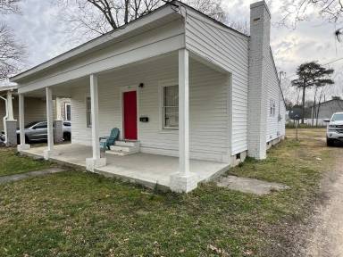 Main picture of 110 N Sellers St