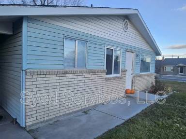 Main picture of 624 E Hawaii Ave