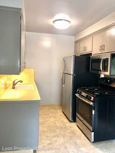 Main picture of 1624 T St