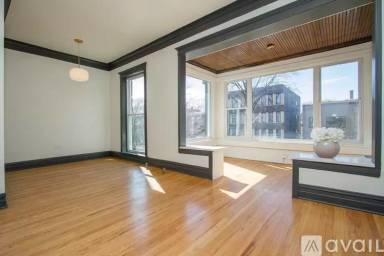 Main picture of 6615 S Ingleside Ave