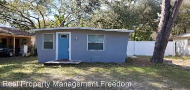 Main picture of 7008 N Center Dr