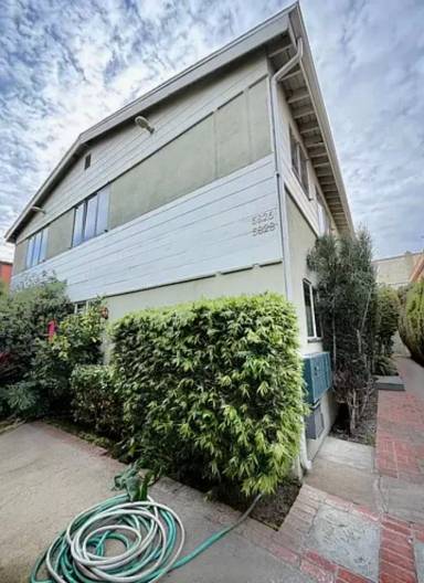 Main picture of 5826 Gregory Ave