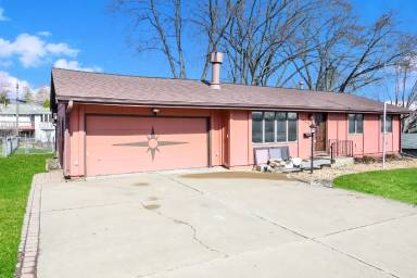 Main picture of 3601 Ensign Ave N