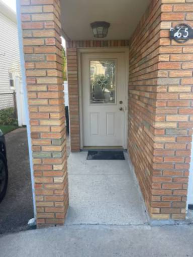 Main picture of 65 Rensselaer Ave