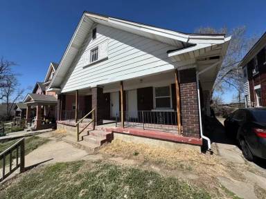 Main picture of 604 Lowell Ave