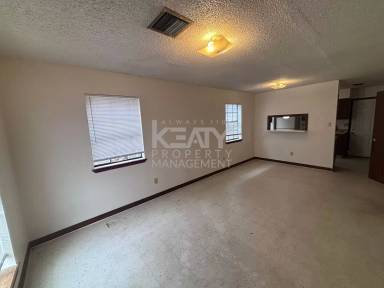 Main picture of 117 Rue Royale