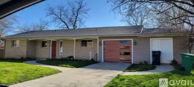 Main picture of 568 E Mingo Park Dr