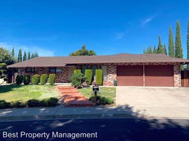 Main picture of 352 Granite Cir