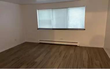 Main picture of 3913 W 124th Pl