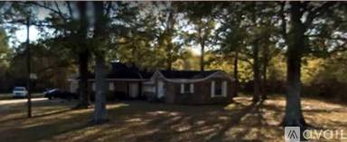 Main picture of 153 Oliver Rd
