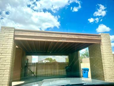 Main picture of 5111 Paseo Las Palmas