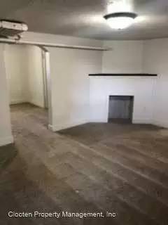 Main picture of 302 1st Ave NE