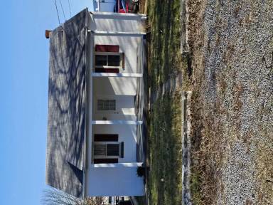 Main picture of 2518 Hockman Ave