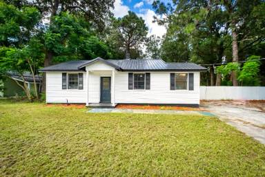 Main picture of 3135 Soutel Dr