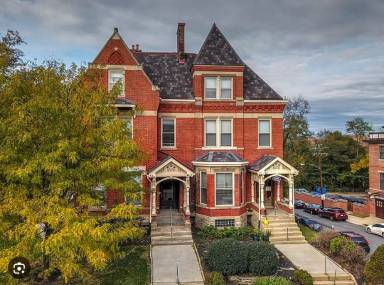 Main picture of 2365 Auburn Ave