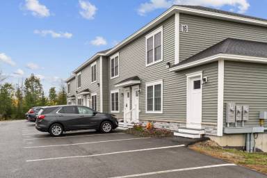 Main picture of 20 Anderson Ln