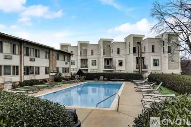 Main picture of 2020 Beech Ave