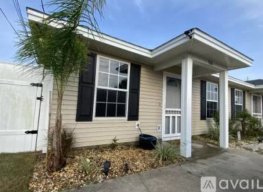 Main picture of 704 Avenue C