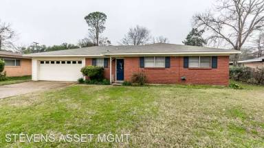 Main picture of 1938 Bayou Dr
