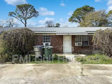 Main picture of 923 Bremen Ave