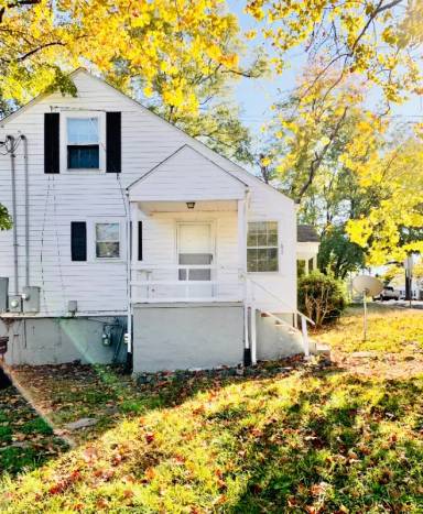 Main picture of 1500 Lathrop St