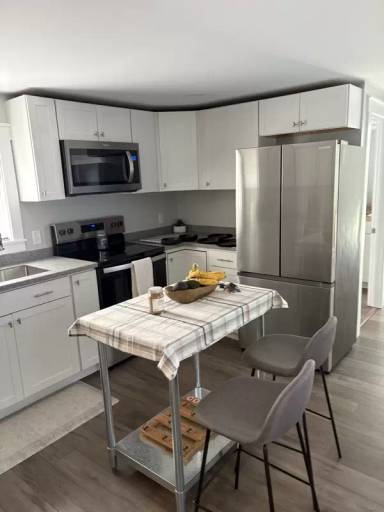 Main picture of 33 Spring St
