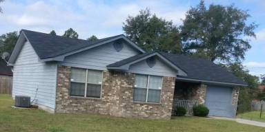 Main picture of 62 Kyle Ln