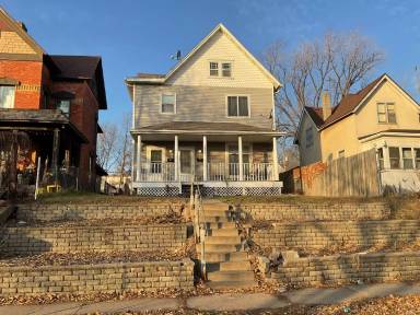 Main picture of 2807 N 3rd St