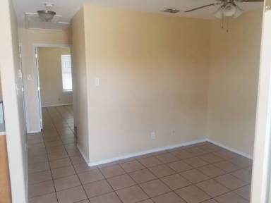 Main picture of 3915 S Alamo Rd