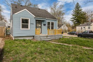 Main picture of 17700 Pembroke Ave