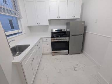 Main picture of 1065 Bush St